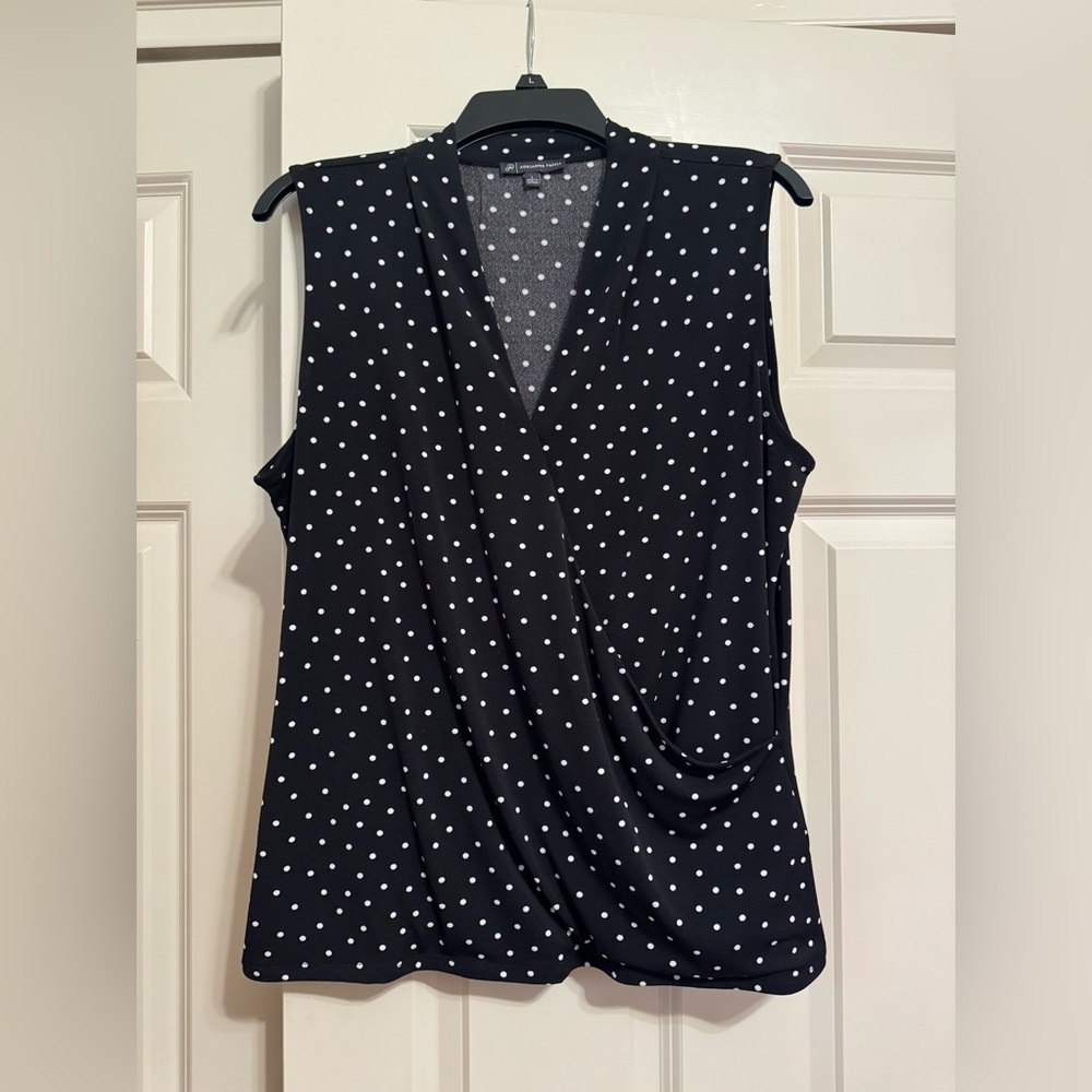Sleeveless Criss-cross Blouse